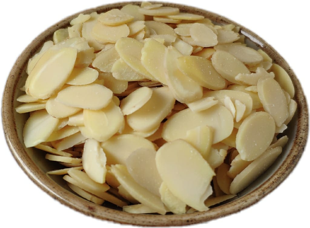 ¿Cómo hacer una insuperable tarta de moka y almendras paso a paso? 65 Merca2.es 6. Decoración final